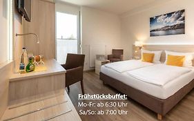 Hotel Am Wiesenweg L 24H Check-In